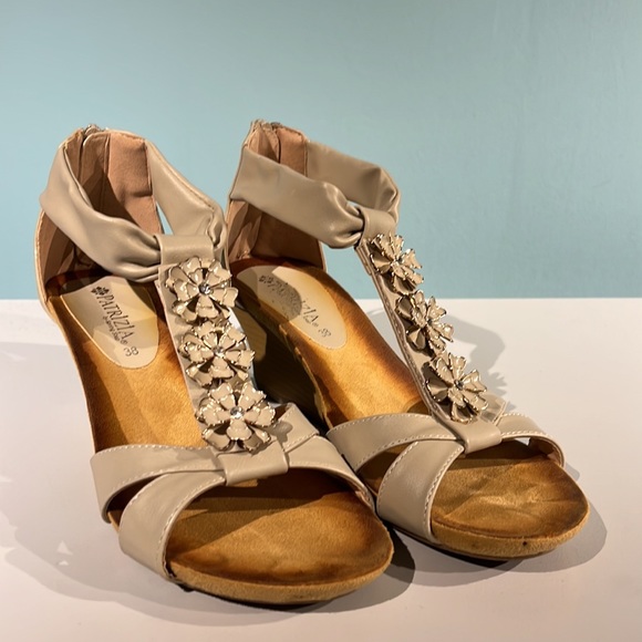 Patrizia Wedge Sandle - Picture 2 of 4